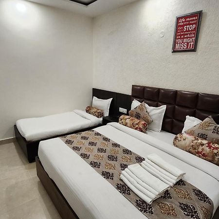 Hotel Krishna'S Near Golden Temple Amritsar Zewnętrze zdjęcie