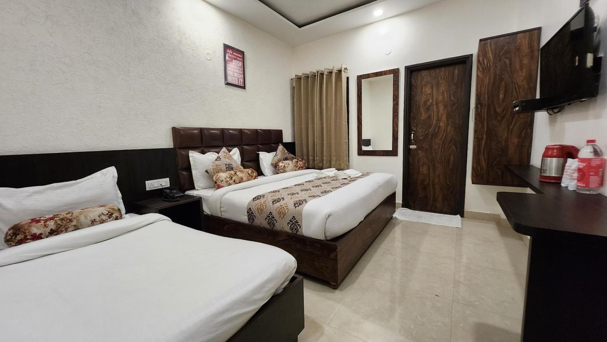 Hotel Krishna'S Near Golden Temple Amritsar Zewnętrze zdjęcie